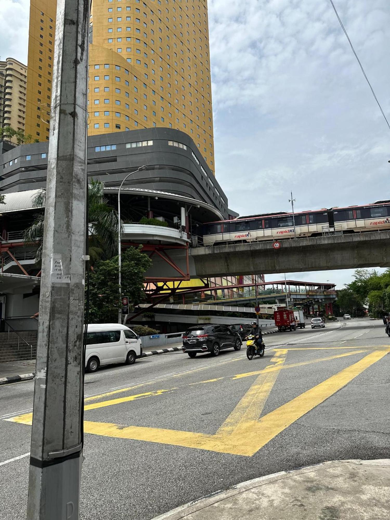 Mizie Hotel Kuala Lumpur Exterior photo